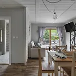 Gosciniec Zaskalnik * Szczawnica