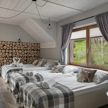 Gosciniec Zaskalnik Rum i privatbostad Szczawnica